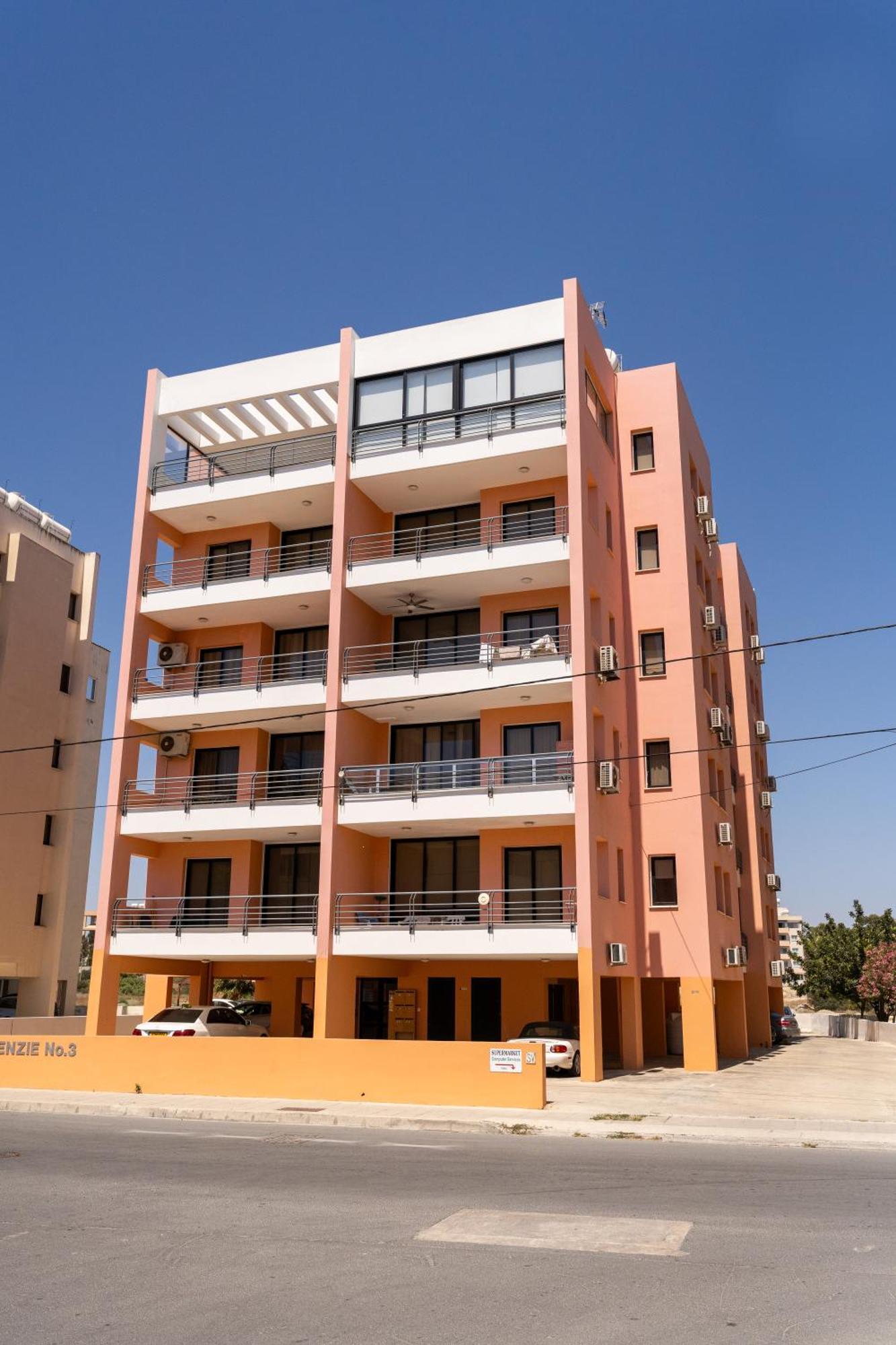 Isabella One Bedroom Larnaca Exterior foto