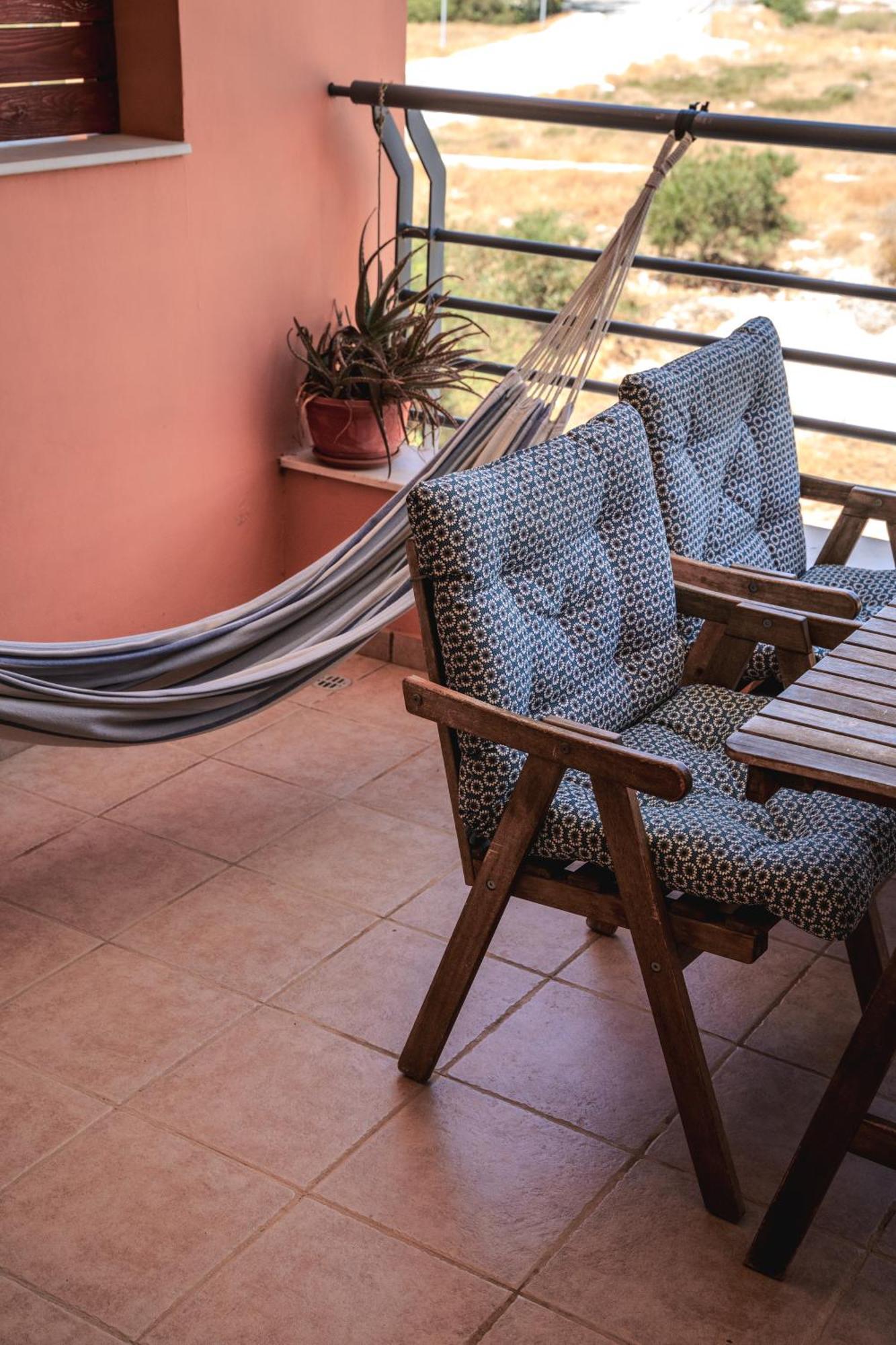Isabella One Bedroom Larnaca Exterior foto